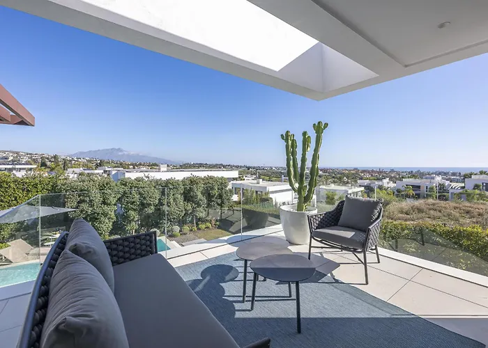 Luxury Five Bedroom With Sea View 빌라 에스테포나