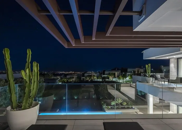 빌라 Luxury Five Bedroom With Sea View