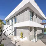 Luxury Five Bedroom With Sea View *