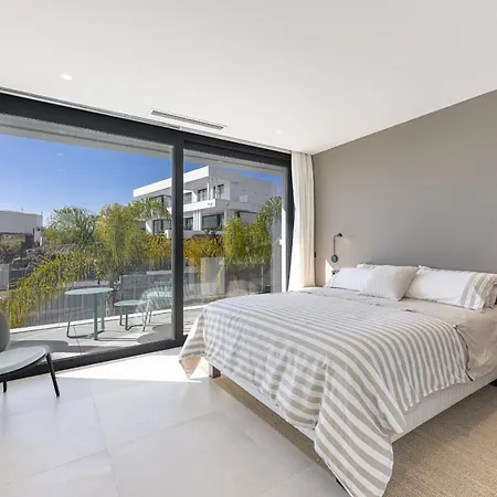וילה Luxury Five Bedroom With Sea View