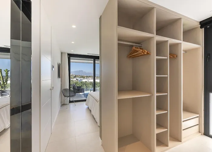 Luxury Five Bedroom With Sea View * Estepona